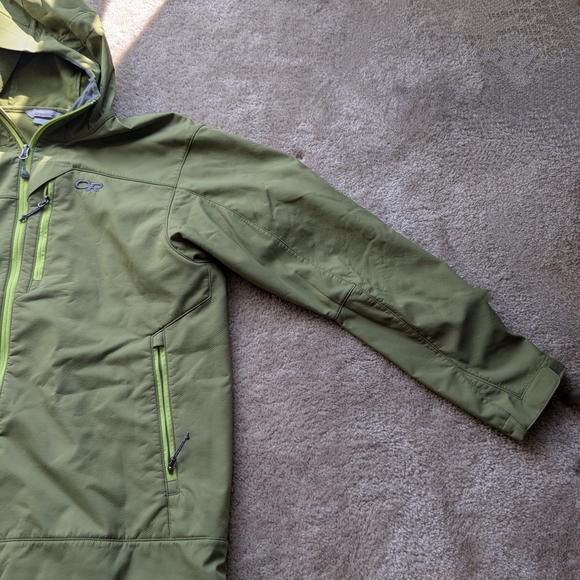 Outdoor Research Men's Softshell Jacket - Picture 3 of 10